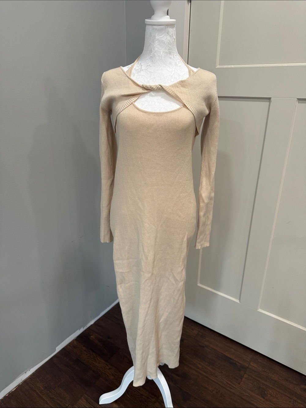 Women’s Cream Ribbed Cutout Long Sleeve Midi Dress
